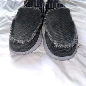 Crevo Gray and White Loafers Slip-Ons Infant Size 10